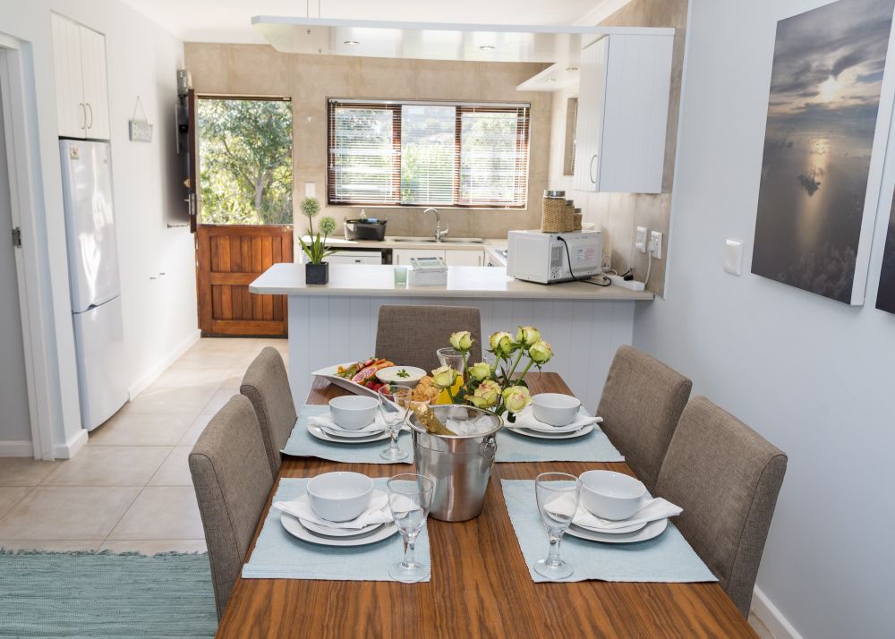 11. BB#7 Dining Room