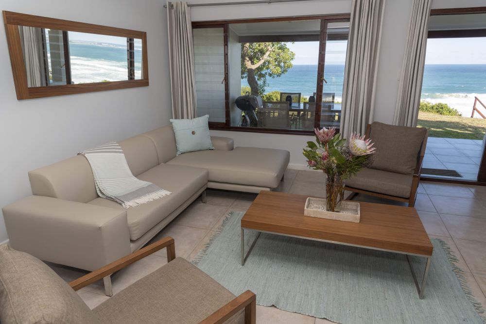 14. BB#17 Living room 2