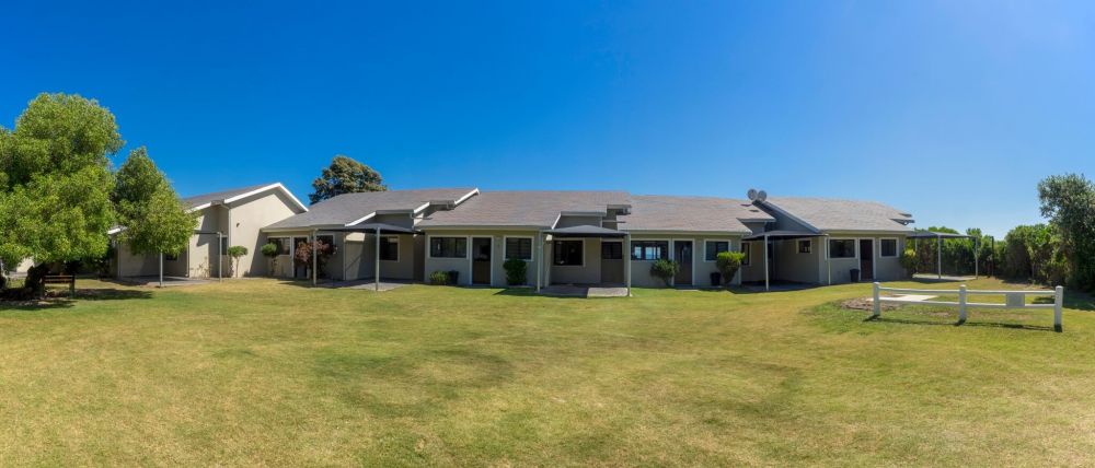 17. BB#18 Front of Cottages