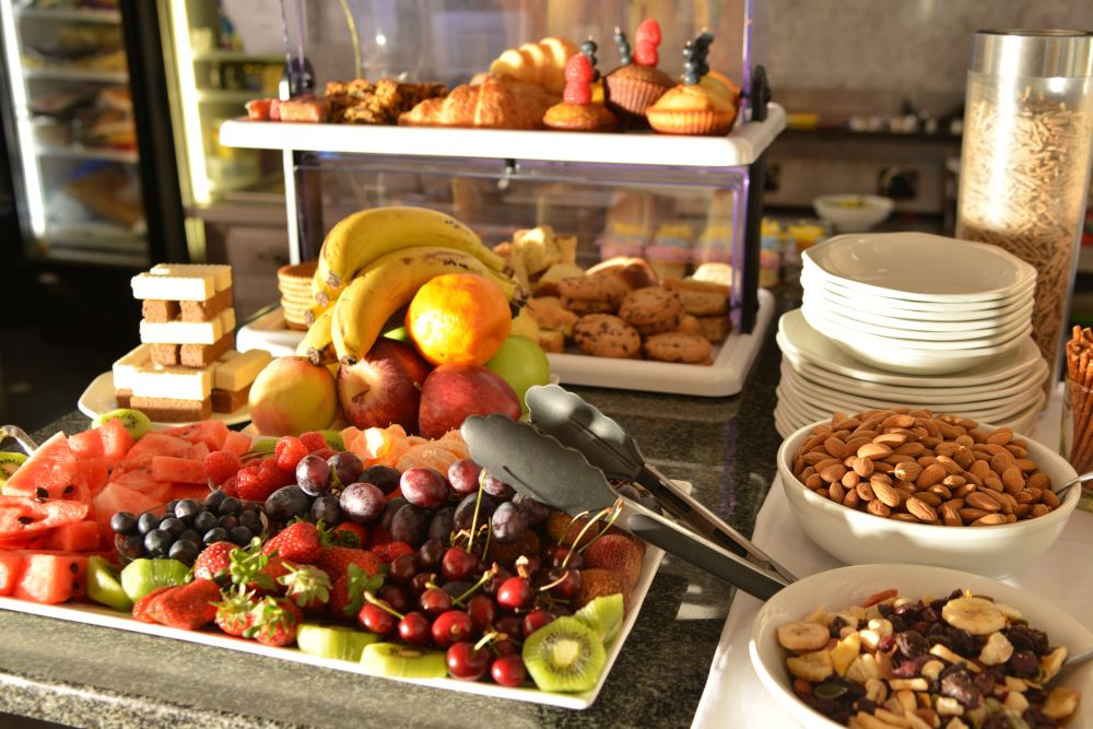 2014_Breakfast buffet fruit_NB