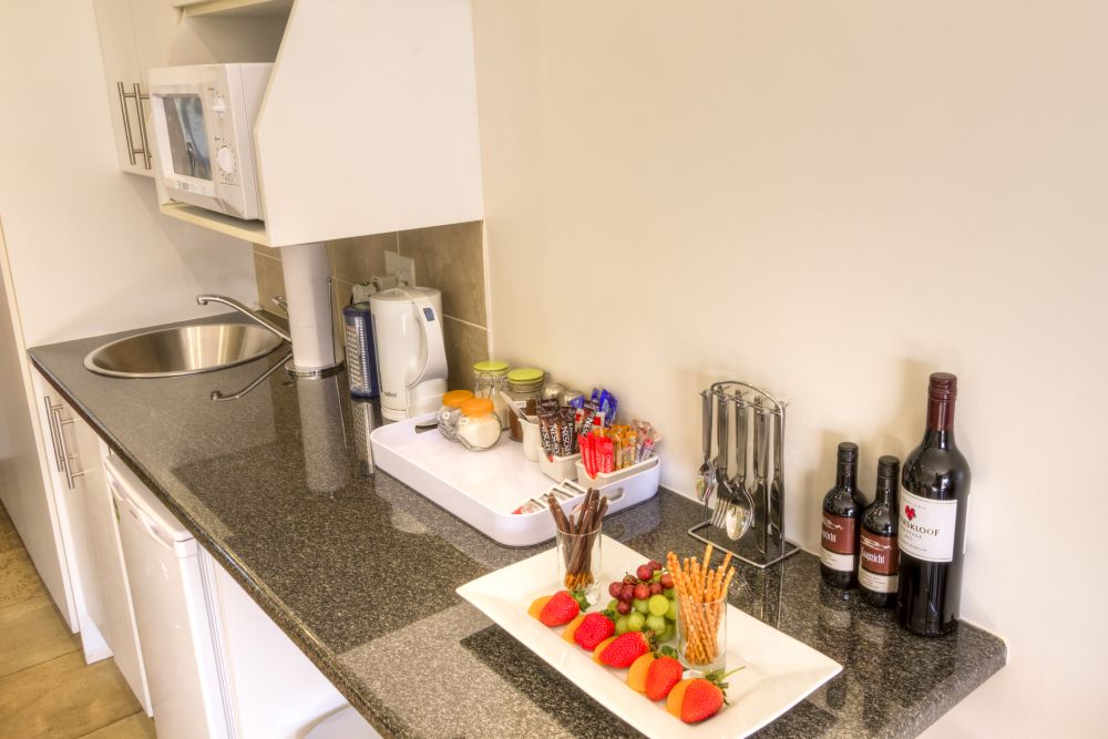 Rivonia B&B. Mini-kitchenette in Luxury room