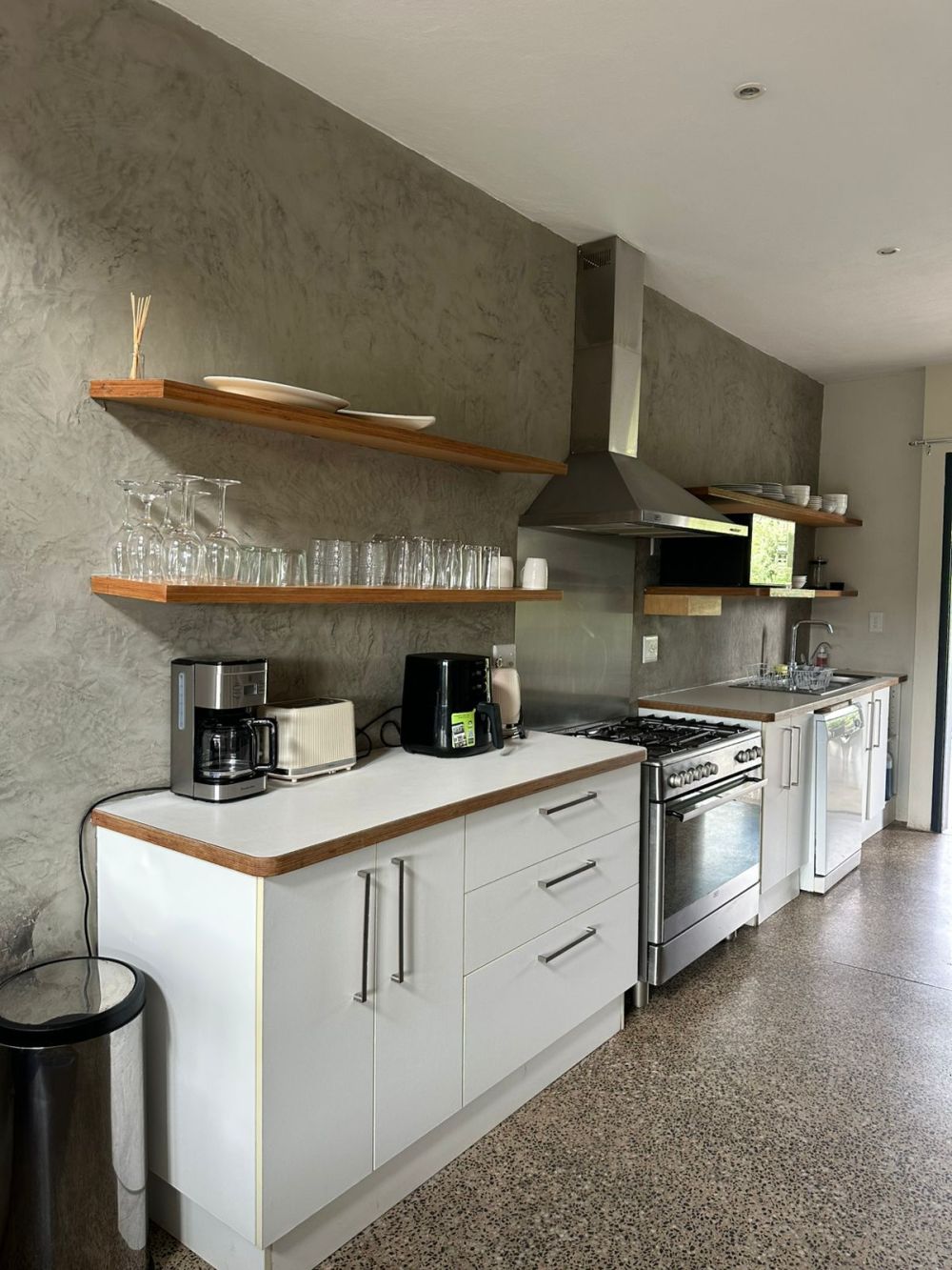 Pg Unit 8 - Kitchen (3)